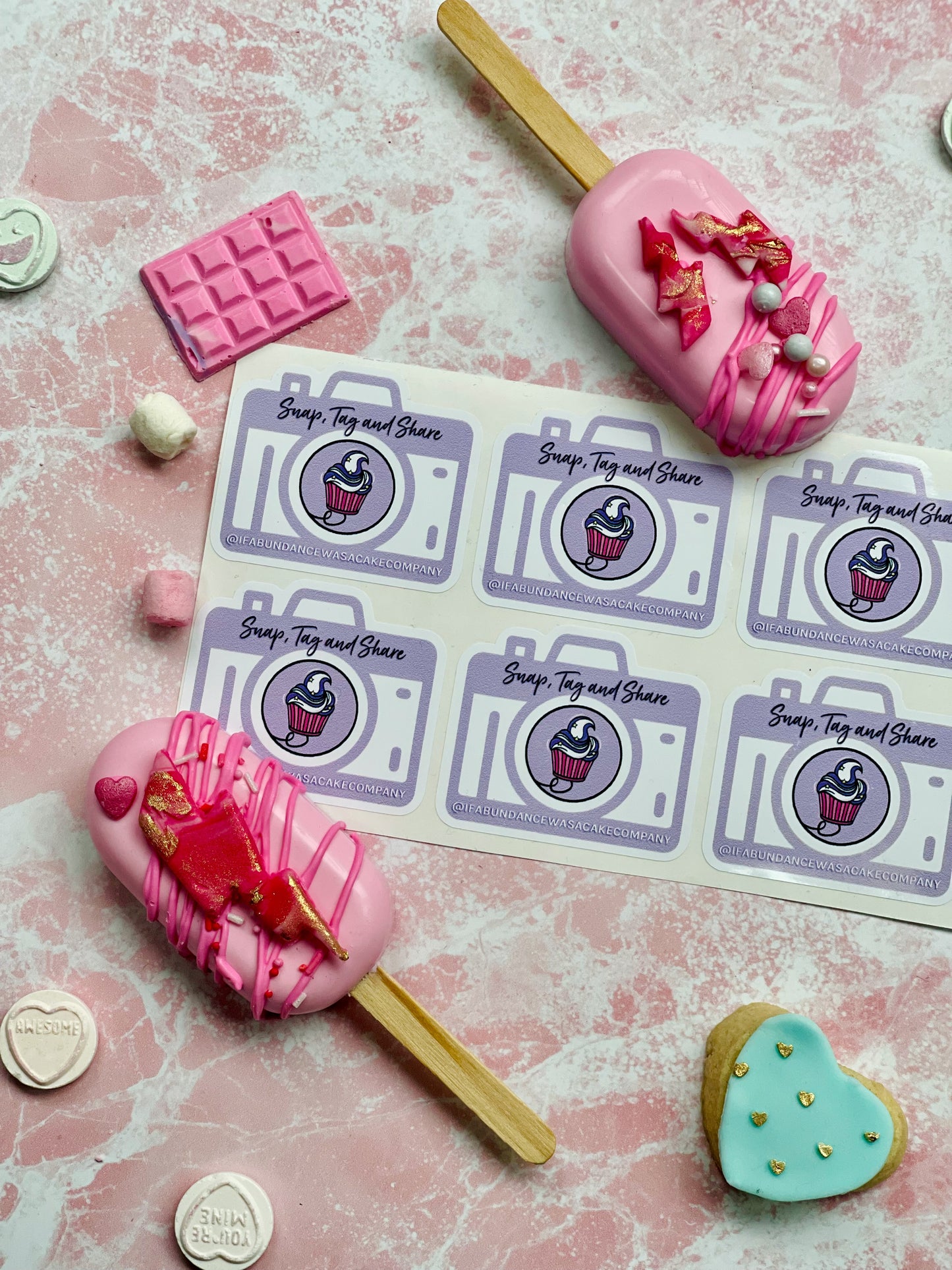 Snap, Tag & Share - Customise Camera Shape